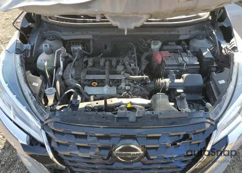 2021 Nissan Kicks Sv z USA, uszkodzony, nr VIN 3N1CP5CV6ML473605